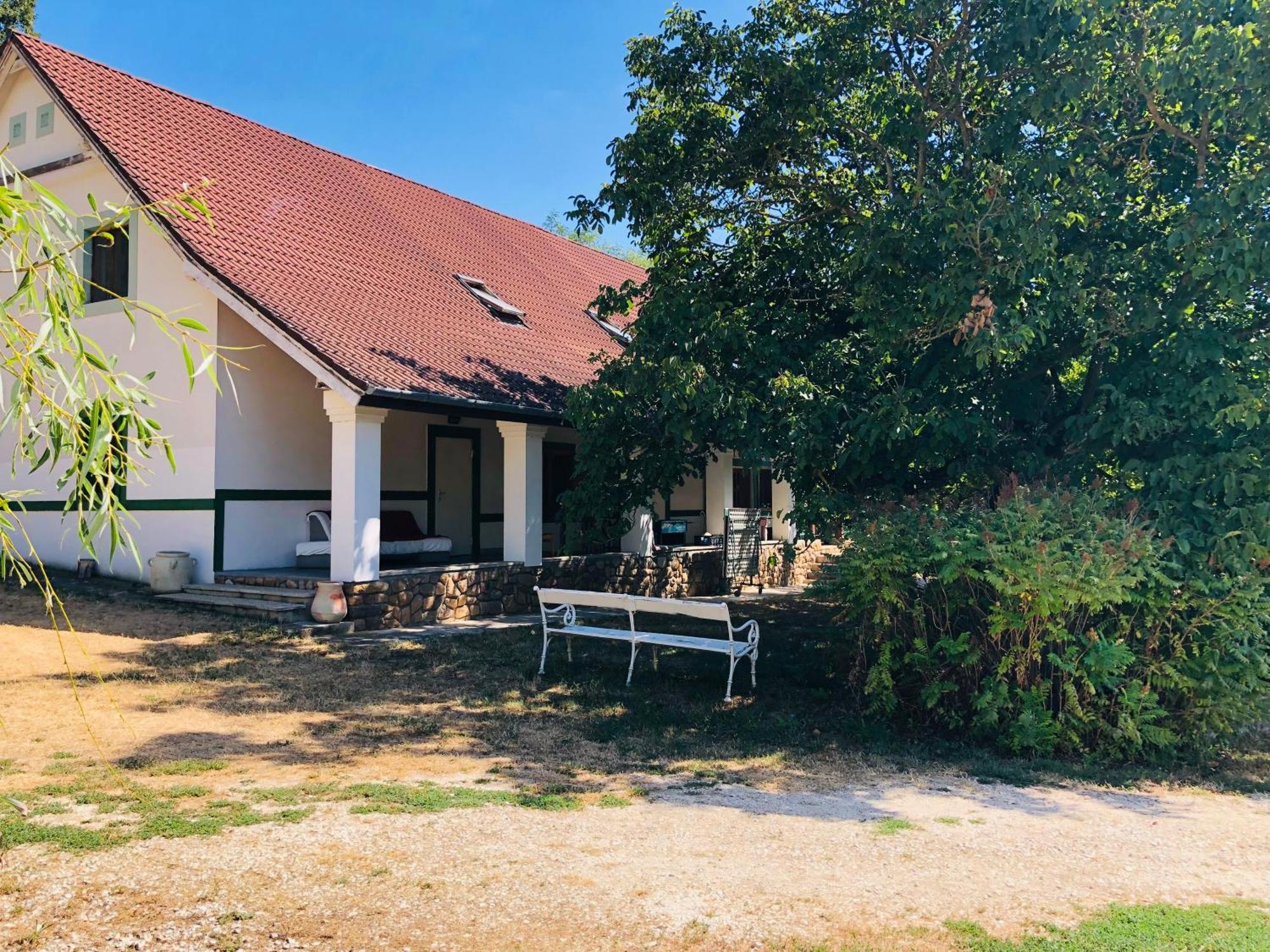 Aligvar Vendeghaz Salfold Dış mekan fotoğraf